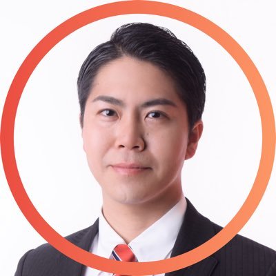 ▶︎1994年3月23日広陵町三吉(赤部)生まれ ▶︎広陵西小,広陵中,畝傍高,大阪大学法学部卒業 ▶︎ITベンチャー等を経て広陵町議会議員 ▶︎2期連続トップ当選 ▶︎副議長、監査委員など歴任 ▶︎2025広陵町長選挙 落選▶︎地域活動: 赤部自警団、広陵町商工会青年部、一般社団法人葛城青年会議所など