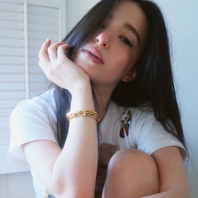 ashenchar's profile picture. 24 | mikey madison IS anora | 🇵🇭 in 🇳🇿