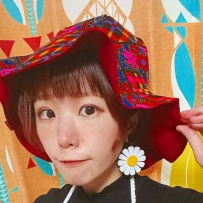 お洋服と餃子が好きなイラストレーターの日常垢👗🍚🎸
イラストご依頼はDMまで
ライブのお誘いDMお返事できないです🙇
#みーの似顔絵屋さん🎨
9/14中野セントラルパーク
9/20 ストリート下北沢
9/21 ストリート下北沢
🎨専用アカウント@minoru_3kura13