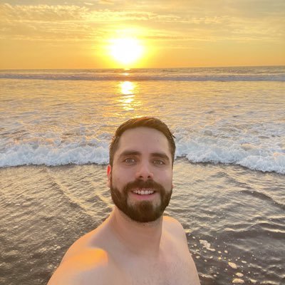 SantiagoVArocha's profile picture. 🌋🎶❤️