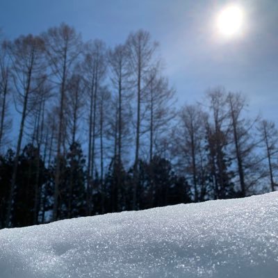 itumoarigato_27's profile picture. 山を見るのが大好き！春夏秋は山へドライブ🚙冬はスノボ🏂何年たっても木の葉ですが😭数年前子供の病気が発覚💦治療手術難しくどん底を味わいましたが奇跡を信じて前を向いて進んでいこうと思います。弱音を吐いてばかりですが今できる事を最大限楽しんでいこうと思ってます😊あと、嵐とうどんとお肉が大好きです❤️