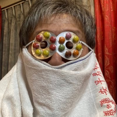 でいぶちゃん・香港食大王/ 東京・香港・久留米・NY /BARNEYS NEW YORK・伊勢丹 /周星馳・杜琪峰・王家衛/ 久留米大附設中学・高校 /新聞研究所（現KEIOメディコム)・ファッション研 /CKB・キャラメルママ＆TIN PAN系・林憶蓮/ 猫のこうめちゃん🐈/キーボード/イベント広報producer