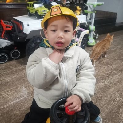 币圈老韭菜,割了又割就是不怕!区块链投资人,铭文爱好者!
了解币安链龙头memex铭文请进
电报:https://t.co/lsNr2AFsMB
#memex bsc20