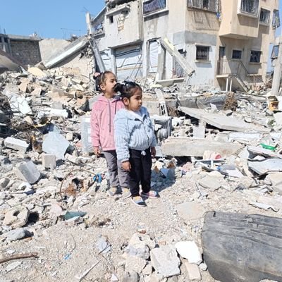 Mother of three,witnessing Genocide and famine..listen to my voice, talk about me and donat - we deserve . 🍉🇵🇸