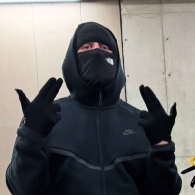 dogcollarsmatch's profile picture. I'm alive, that's all. he/him
