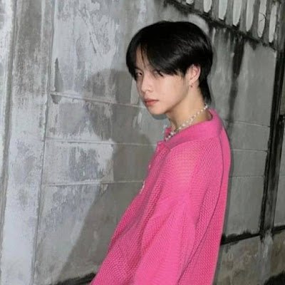 KrXem25666's profile picture. 