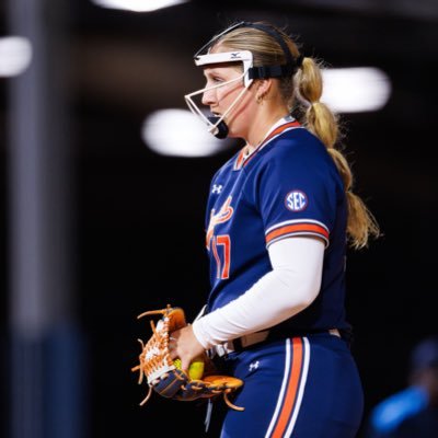 cgclem17's profile picture. Auburn softball 🦅
