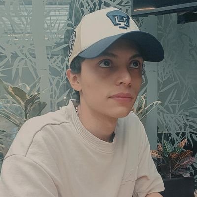 pakinioficial's profile picture. ☭ Alter ego de Pakini | CDMX 🌳 | Psicólogo • Politólogo | 😼🚂🐎🐭 | Zurdo radical que quiere que tengas vivienda, salud y educación digna 📢