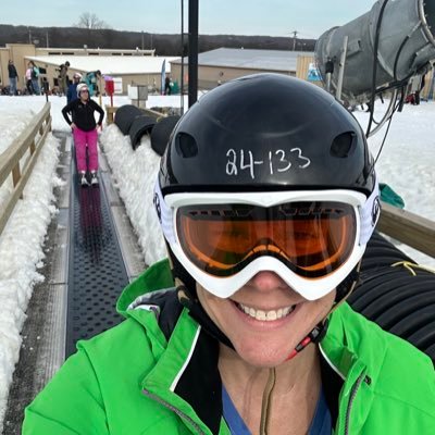 Holistic doctor who focuses on treating the whole person, not just the symptoms. Hockey mom, football mom, wife, entrepreneur, and small business owner.