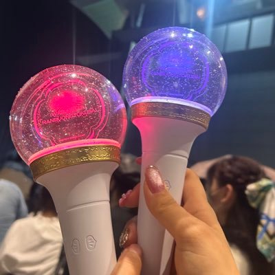 HiroHiro64710's profile picture. 25↑ .5の沼に戻りつつある色んな界隈掛け持ちゆるオタ🫠꙳⟡ .5の推しは鈴木拡樹さん。最近仲田の博喜さんも気になってます…I˙꒳ ˙)