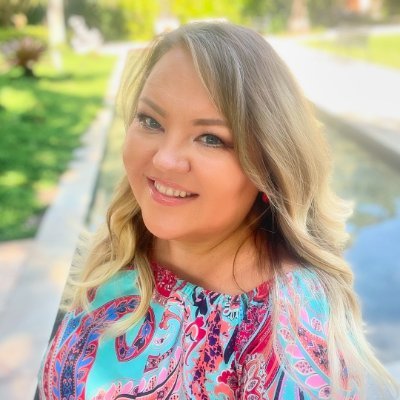 AlinaSkye1's profile picture. My name is Alina Skye. I am an artist and real estate agent living in South FLorida.