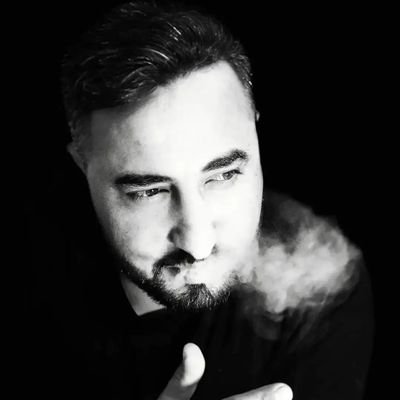 Ben vicdanım ile konuşurum sen ya vicdanınla dinlersin yada şeytanınla ...!