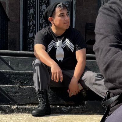 He/Him • Retro Gamer • DC Comics Fan • Punk, Pop Punk, & Emo Fan