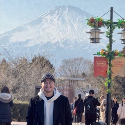 ApetNaga's profile picture. I am Legend