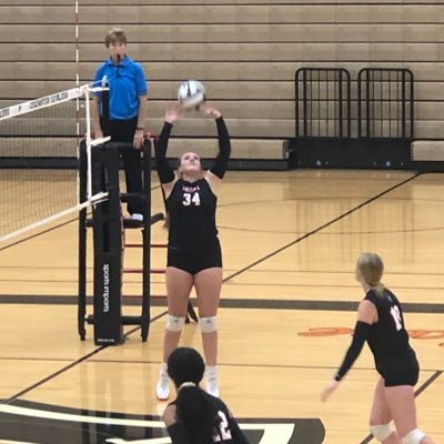 Bellefontaine HS 2027: 6’0” hitter/ setter 🏐 Basketball 🏀