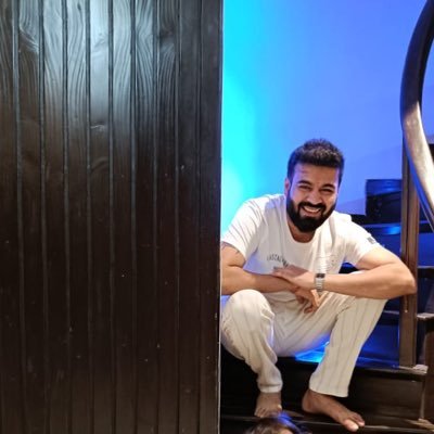 Himayorhemaynot's profile picture. drive fast and leave a sexy corpse