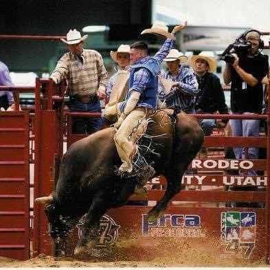 AndrewHeap529's profile picture. 