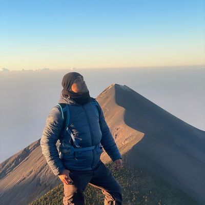 victorg2h's profile picture. I'm a Human being, not a Geek!