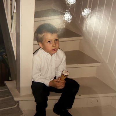 xfemiii's profile picture. Football⚽@chelseafc
Music