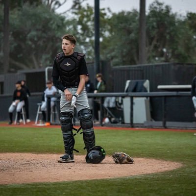 HBHS 27’ 5’10 170 lbs Uncommitted Catcher/UT email:rexkeonifox@icloud.com Phone Number: 714-307-6558