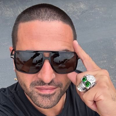 🐂 Bullish #Crypto Trader 🚀 | #Stock Investor Extraordinaire 📈 | Money Maker By Day, Dream Chaser By Night 💵 Founder of @earncurve 💰Partners @3commas_io