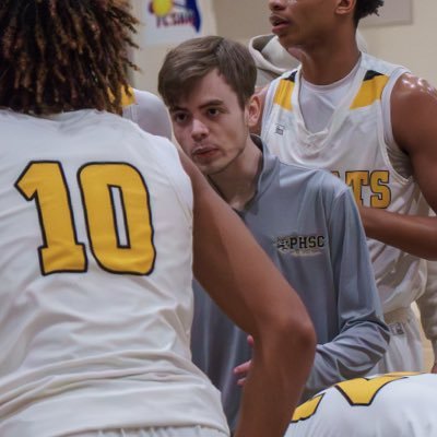 Assistant coach at Pasco Hernando State College Men’s Basketball @AthleticsPHSC. All thoughts are my own. 📧 Burkhad@phsc.edu