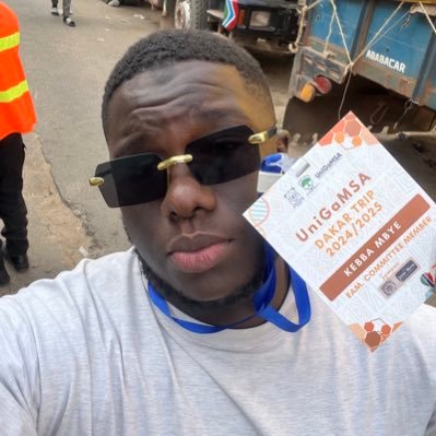 MUSLIM🕋📿 • MEDICO(5/7)👨🏾⚕️🩺✌🏽 • YOUR FAV VIDEOGRAPHER • WALLY STAN🤌🏾✨