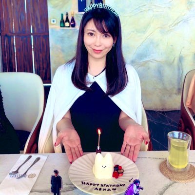 fellowsです。 家族、友達、グルメ、CHANEL、ヴァンクリが好き。旅行もわりと行く。趣味はASKA☝️