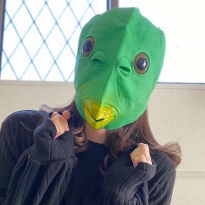 ゲーマー主婦の雑多垢🎮 / 既婚2児の母 /よく喋るうるさいおばさん / 酒飲んでゲラゲラ笑って楽しく遊びたい🍻/ 色んなゲームやるけど全て下手😉/ 映画やアニメも好き🌾