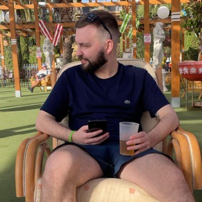 Ryan, 31. Xbox. Horror. Chelsea FC. #KTBFFH
Xbox Gamertag;- ProcterCFC