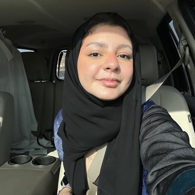 TataShilli's profile picture. building, breaking, and learning