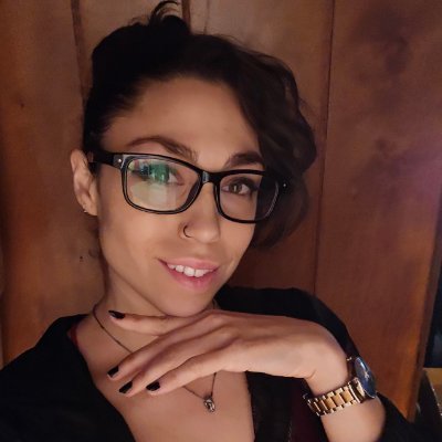 Adriana Cazador ✵ Profile