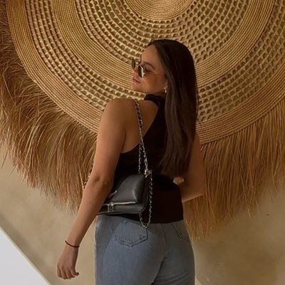 _paolaaranda's profile picture. https://t.co/hRBMQVbBFB