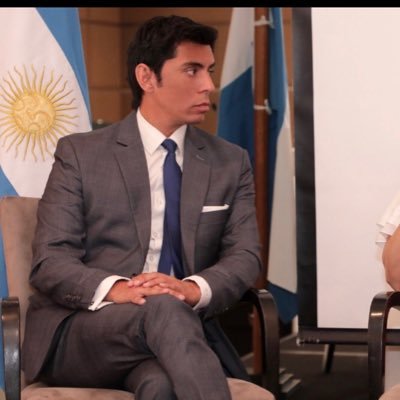 Creo mis propios vinos y viajo por el mundo vendiéndolos