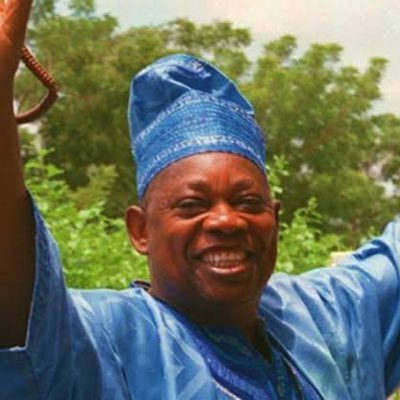 RamonTaiwoU's profile picture. Law student | Intl Law Enthusiast | Pro-Democracy Activist | Advocate of Osun & Global Politics | One Nigeria proponents | @SDG2030 Supporter |@manUtd fan