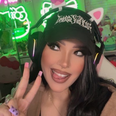 🇲🇽 mexicana 🦄 anime mami✨ mediocre gamer girl🌸 business email: nancelottuwu@gmail.com