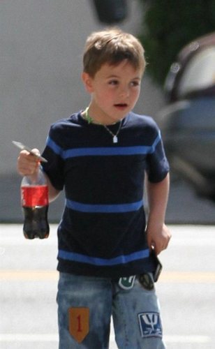 @BritneySpears' First Son And @JaydenFed's Big Brother.