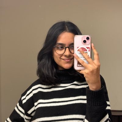 prarthnaiyer_'s profile picture. 23, personal diary archive, 🌈