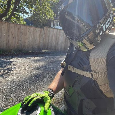 A beast of a man, Unlike anything you have seen before.
Personal Twitter!
Youtube: https://t.co/xh8NziWcs6