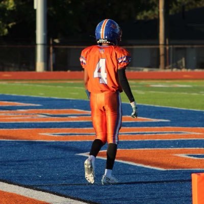 athlete, man of the lord.Gpa:4.26/40 time: 4.49 C/O 2028 5’8 140. Pos:Ath. Max bench:190. Max 3 rep squat 325. #:217-433-9220. email:kamryn.stokes1@icloud.com
