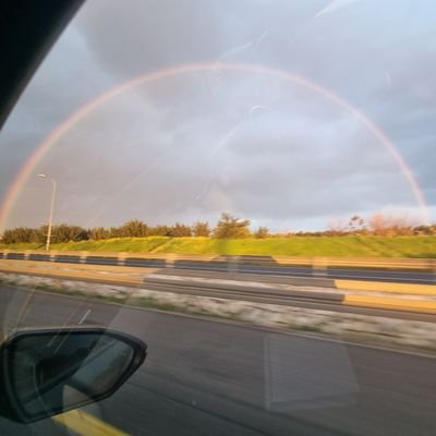 SimpleM56126937's profile picture. 