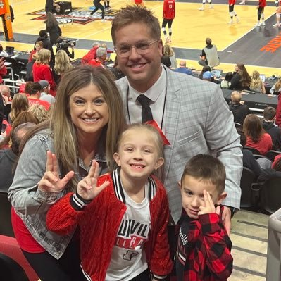 Living for Christ. Work for University of Louisville Athletics #L1C4 Husband to Ashley. Dad to Aniston & Jett. Golf, Red Sox, Commanders, Cards