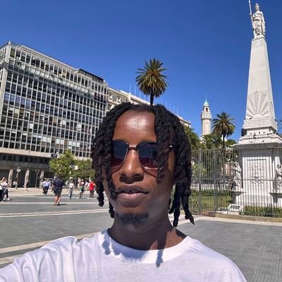 Programmer for 18 yrs.
Amateur footballer.
Rustacean.
Open source enthusiast.