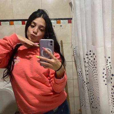 prismoreno1_'s profile picture. cuando la noche es más oscura se viene el día en tu corazón👧🤍
Cuenta nueva.