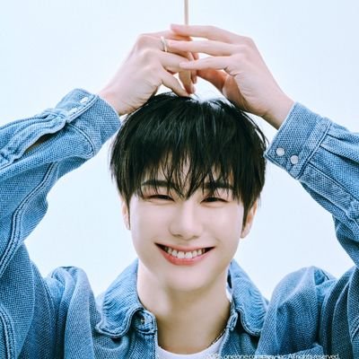 I'm happy when u are...
Alice 2기 / 3기 ♧
Carat 💎
OneIt 🦋
ESFJ
🦊🐶☁️🍓🐱🐥🐰