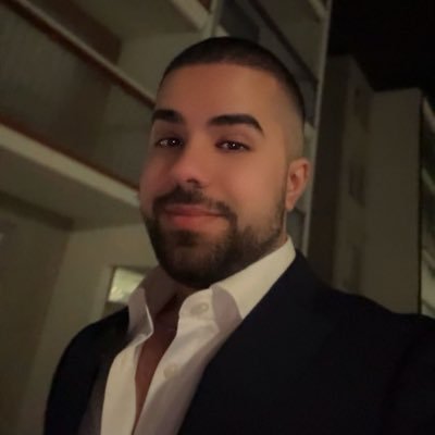 AllanRiatson's profile picture. Liiketalouden opiskelija📚 | Osinko osakesijoittaja📈 | Kiinostunut politiikasta, taloudesta ja yhteiskunnallisista asioista