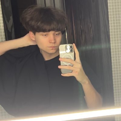 18 y.o. | student twink boy 🥵 text me here - https://t.co/bOVxOj4wrL