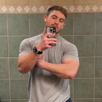 ThomasJBingham3's profile picture. Proverbs 3:5 | King Jesus ✞