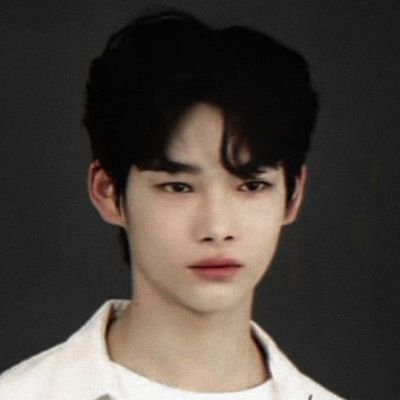 selling acc | main: @hoonkiized ; was hoonkiiz_ 🗯 #fromhoonkiiz
mention after dm!