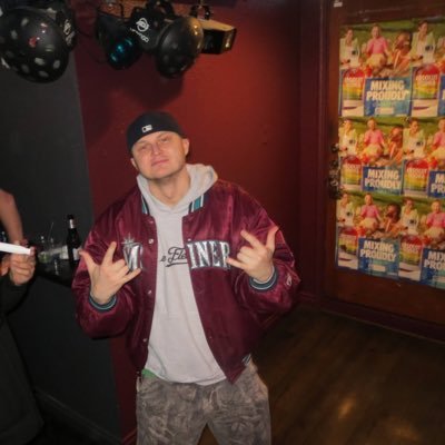 cellmyslak's profile picture. Seahawks. Huskies. Mariners. Music. Cinema.